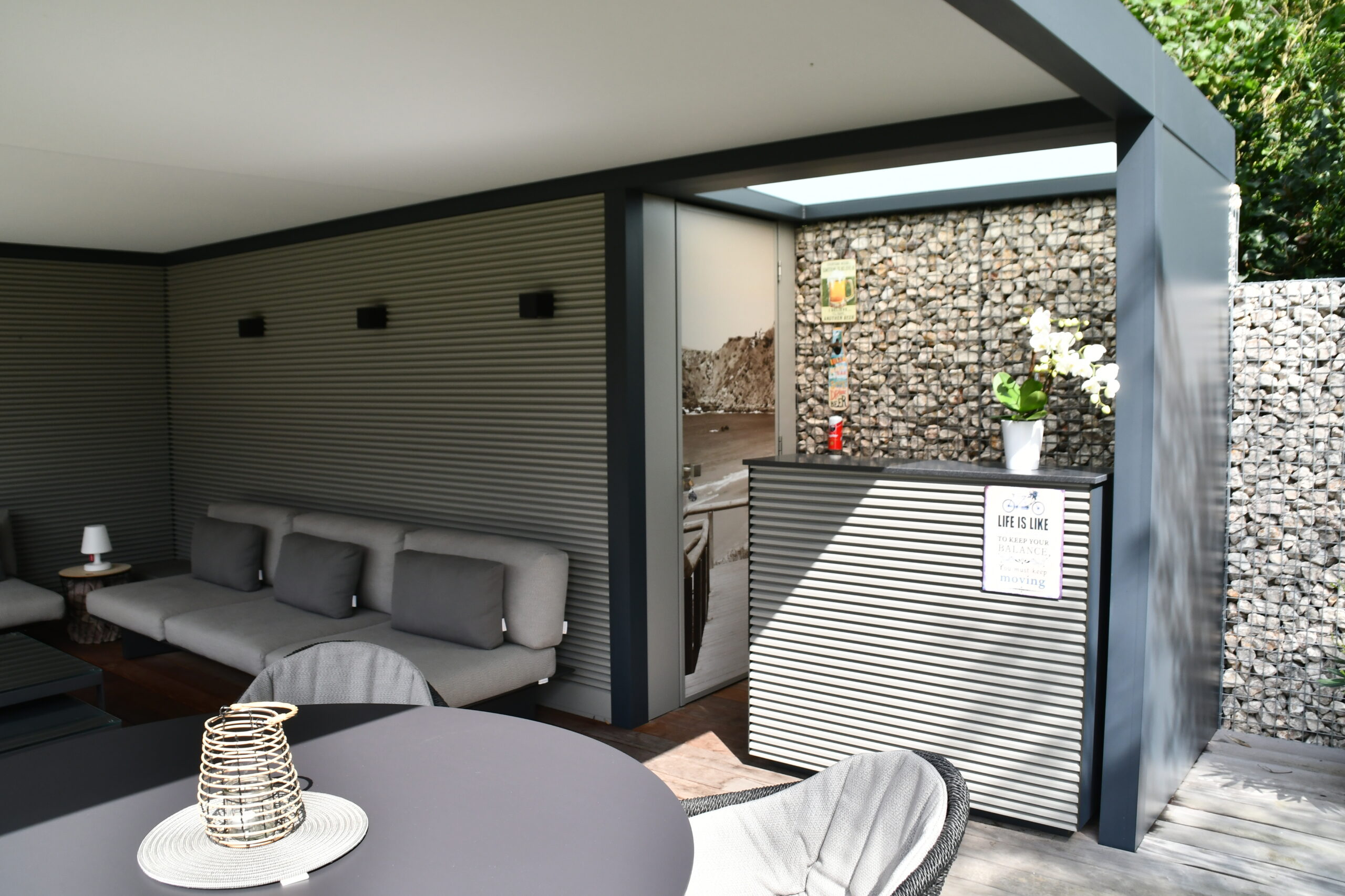 Suncomfort - Terrasoverkapping met vast dak